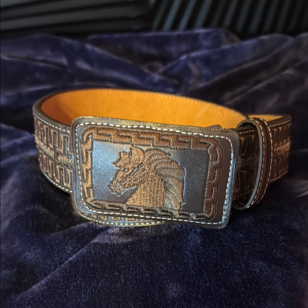 Handcrafted Mexican Brown Leather Belt with Horse Design NWOT